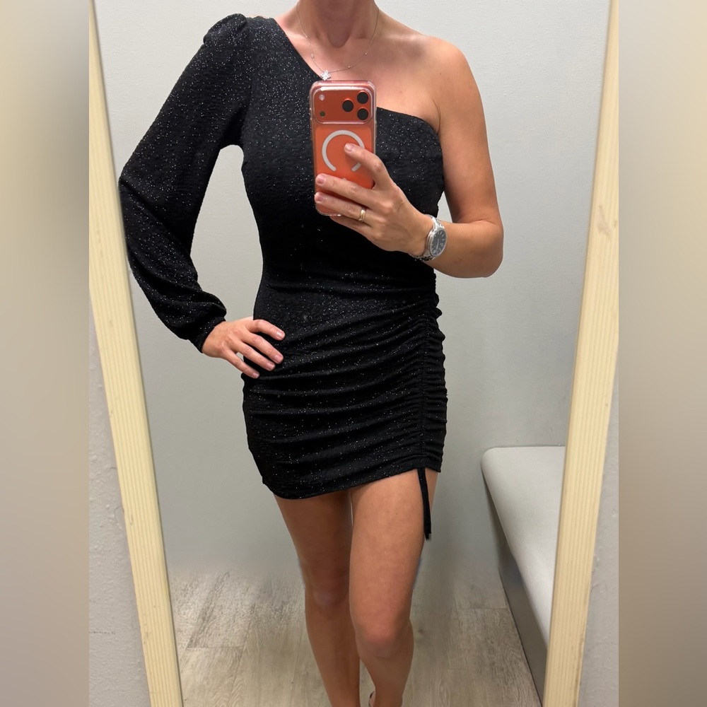 Windsor Black One Shoulder Ruched Mini Dress - Picture 4 of 7